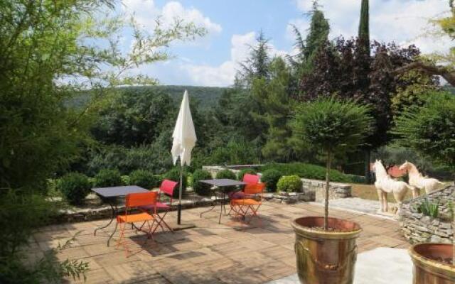 Le Clos des Amandiers