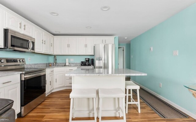 Wc5700 Atlantic Avenue, 2nd Floor