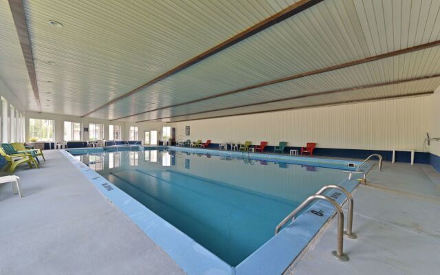 Travelodge by Wyndham Mackinaw City