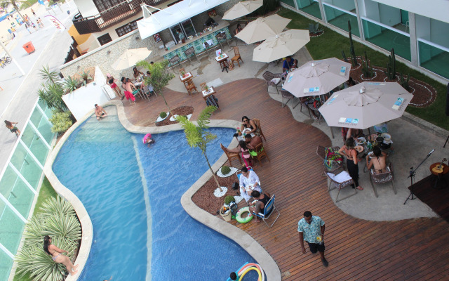 Paradiso Pero Praia Hotel