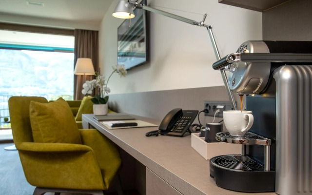 Hotel & LOUNGE LAGO MAGGIORE