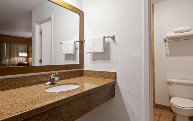 The Westin Dallas Downtown