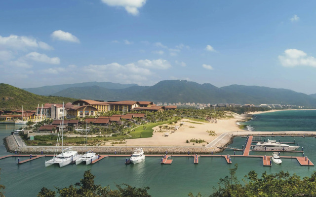 The St. Regis Sanya Yalong Bay Resort