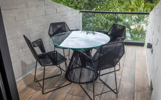 Great Located 1br Apartment and Gym and Pool In Pdc