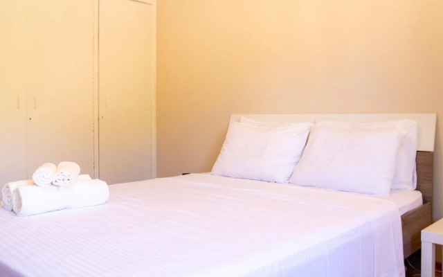 Lovely Flat near Public Transportation in Izmir