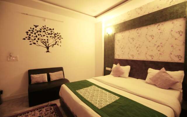 Hotel Rana Villa by OYO Rooms