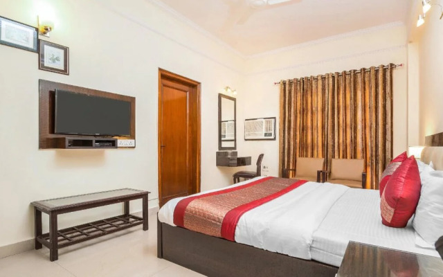 Amitabh Guest House