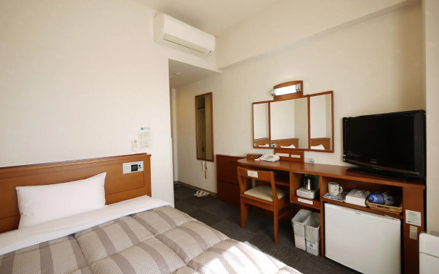 Hotel Route-Inn Fujieda Ekikita
