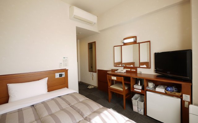 Hotel Route-Inn Fujieda Ekikita