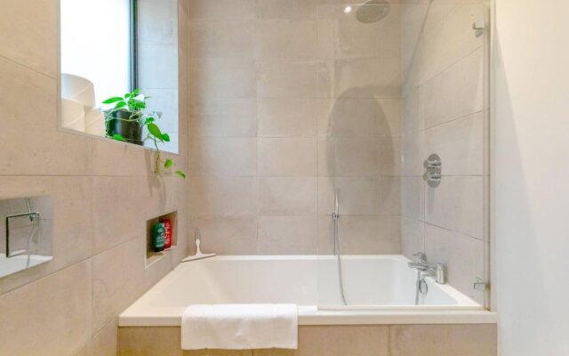 Charming & Stylish 1BD Flat - Bethnal Green