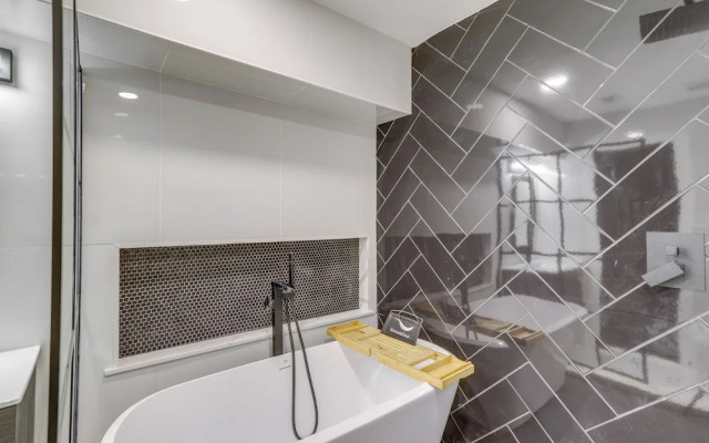 Chic Houston Apartment - 2 Mi to U of H Campus
