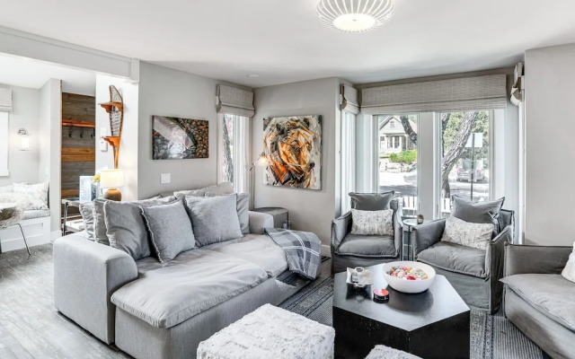 Steps From Central Downtown: Breckenridge Home