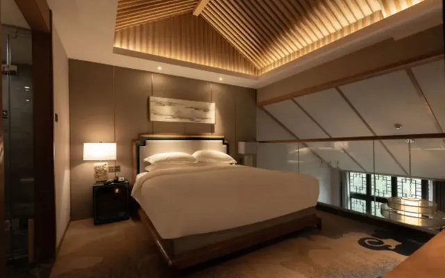 Deqing Shenghua Lakeside  SSAW Garden Hotel