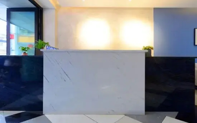 Chongqing Haoning Hotel (Yuxi Plaza Branch)