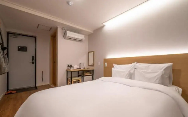 Haeundae Dongbeck Hotel