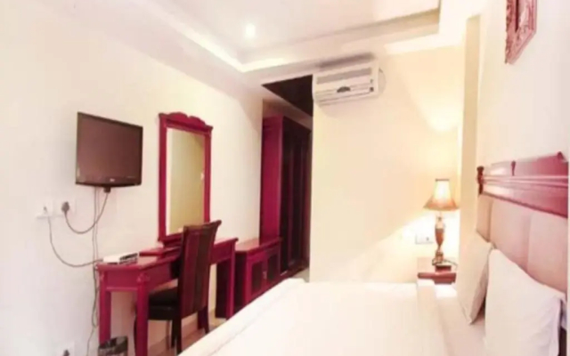 Hotel Grandeur