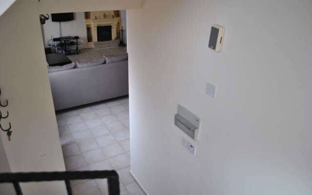 Villa Paradisia by Amy Villas