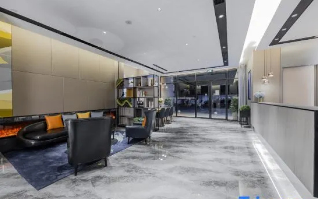 Homeinn Selected Hotel (Haining Changan)