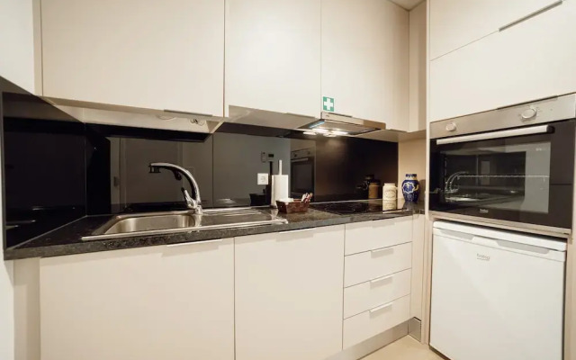 Carmo Residence Porto - S ANA by Vacationy