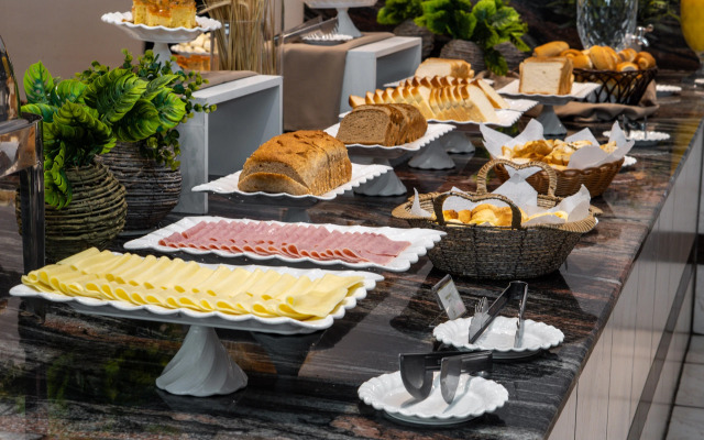 SUIÇA IGUAÇU Hotel & Resort