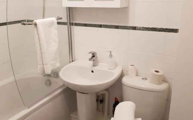 Vetrelax Basildon Crosse Apartment