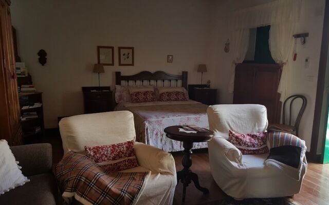 Casa Santana Segura