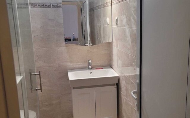 Nice Apartment With Swimming Pool