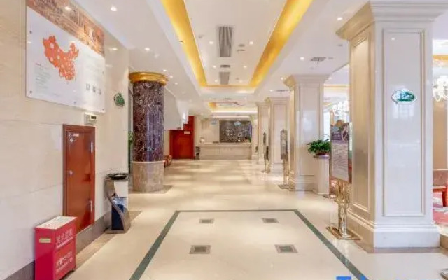 Vienna Classic Hotel (Anlu Jiefang Avenue)