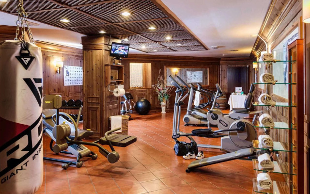 Hotel Alaska Cortina