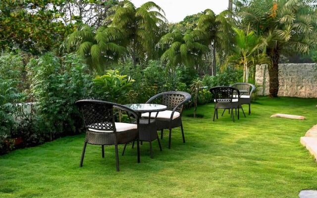 Aarya Boulevard