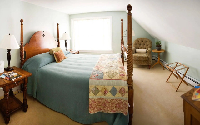 Red Clover Inn and Restaurant