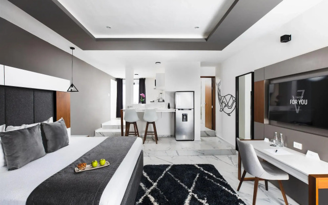 Seven Boutique Apartments Cancún