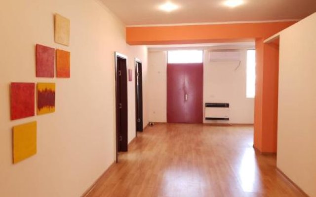 Carrot- kutaisi, hostel, private room