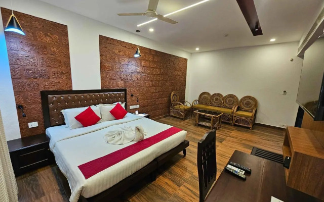 Hotel Nirmallyam Residency
