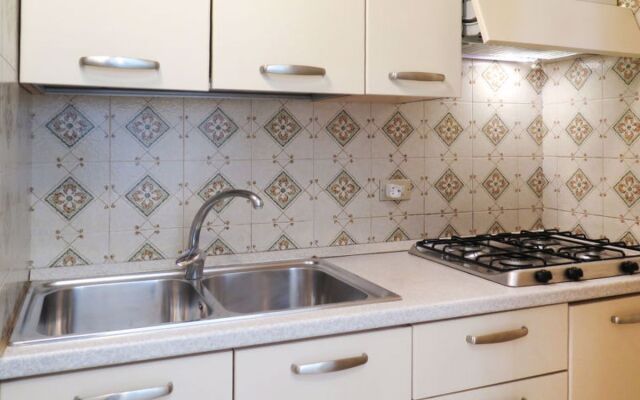 Ariston (LDJ470)