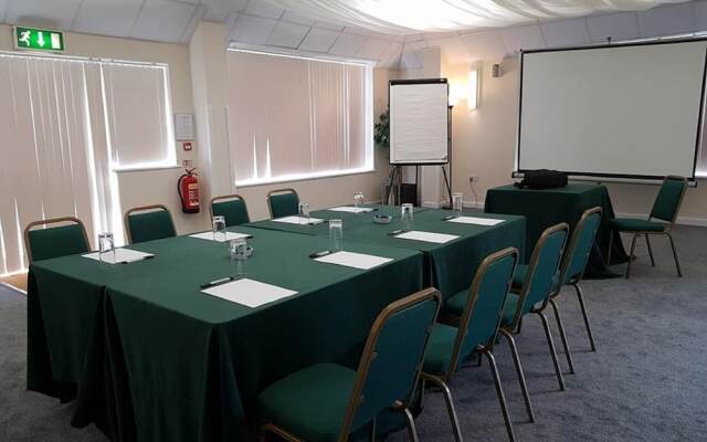 The Wiltshire Hotel, Golf and Leisure Resort