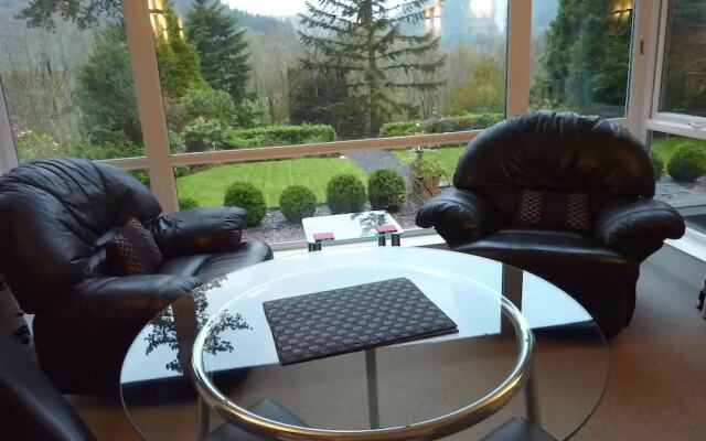 Tyn Y Fron Country House