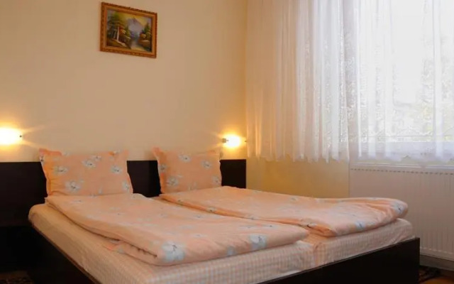 Sakutski Guest House