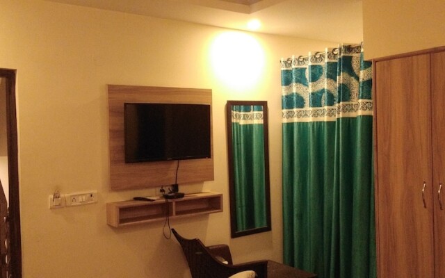 Hotel Aerocity Golden