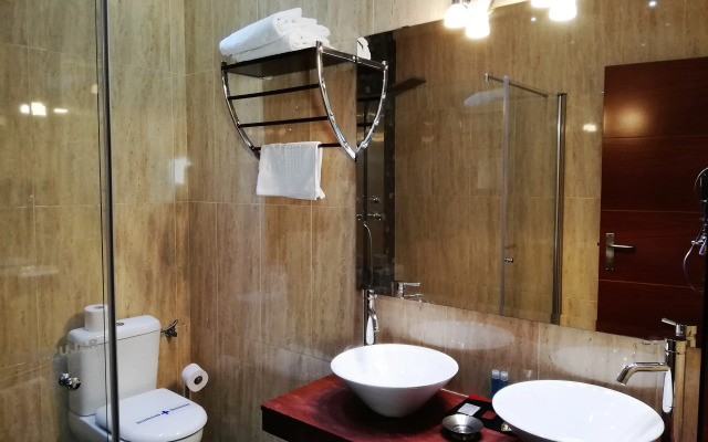 Hotel LB Lebrija by MA 22 Puntos