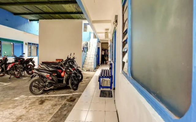 Homestay Jenggolo by Oyo Rooms