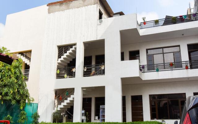 OYO 4548 Hotel The Green Park Resort