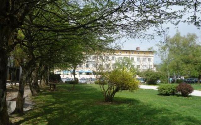 Life Hostel Slovenia