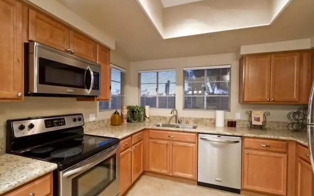 Something Borrowed By Signature Vacation Rentals