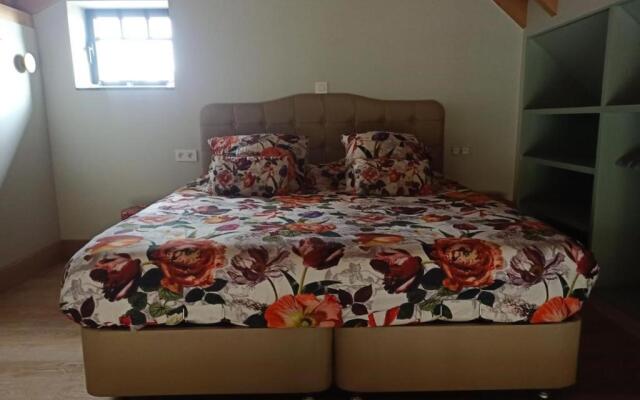 Mademoiselle Nineth met sauna