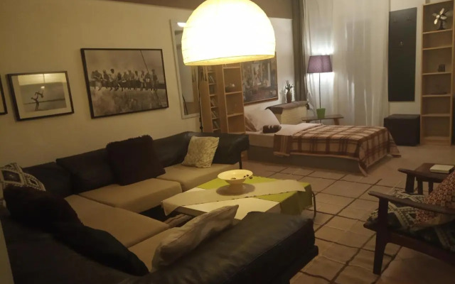 Spacious Cosy Apt (up to 5 guests)