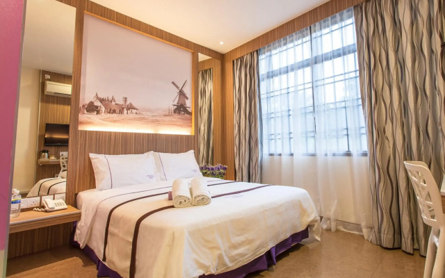 Lavender Inn Nusa Bestari