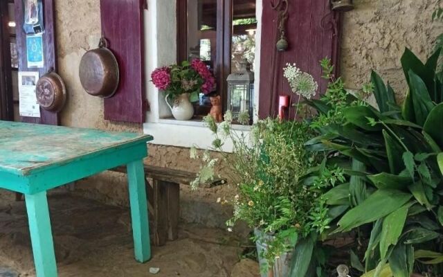 Centro Trekking A Cavallo Monte Brugiana