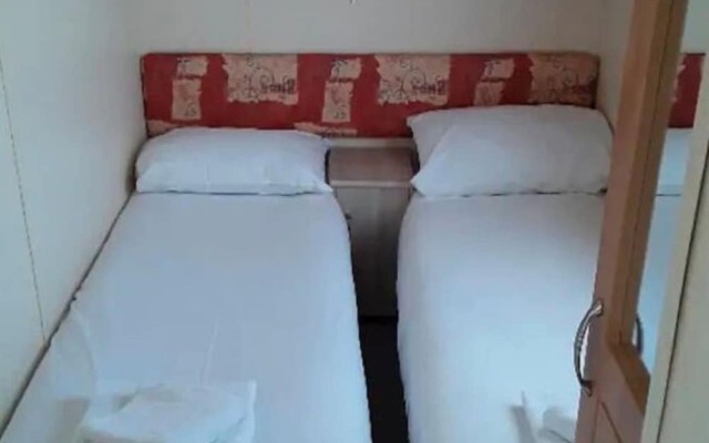 Beautiful Holiday Home in Hastings With Heating