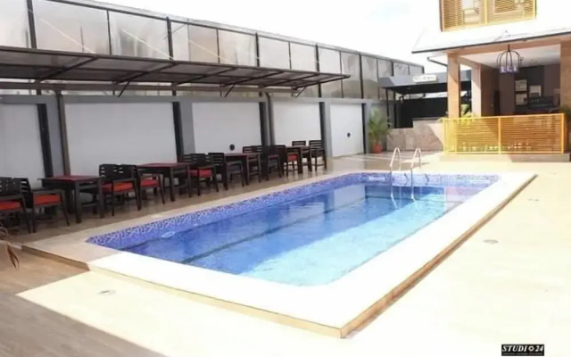 Mg Way Hotel